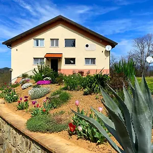 Bed & Breakfast La Casa Del Sole, Corvara (Liguria)